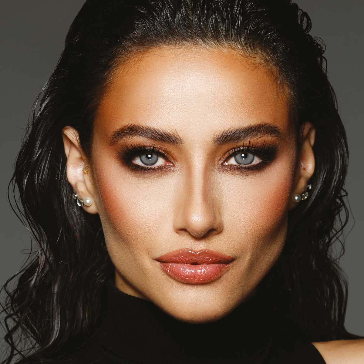 desio-contact-lenses-rebel-grey_1
